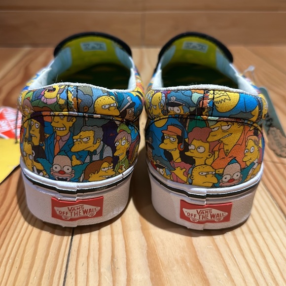 The Simpsons Vans ComfyCush size 7M/ 8.5W NWT - Picture 2 of 3